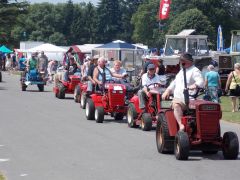 image wheel horse round up