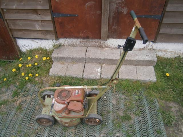 Hayter Hawk Graveyard Mower - Pedestrian Operated Machines - My Old Machine