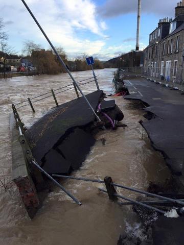 post-294-0-12860100-1449417201_thumb.jpe