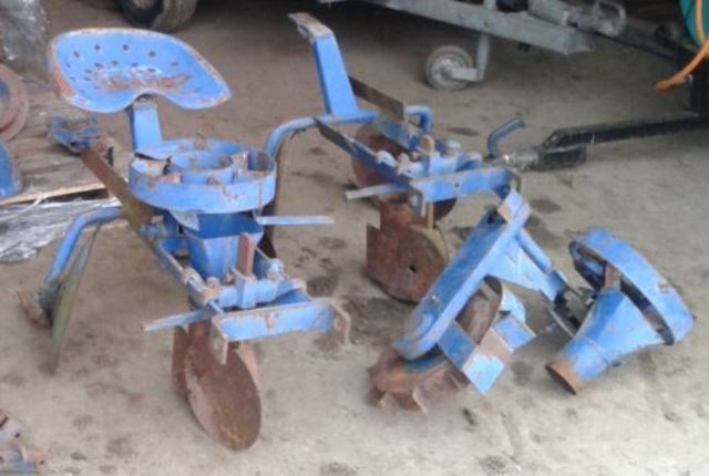 Planter with wheel.JPG