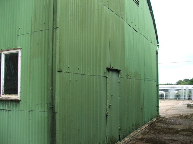 bp garage gills green 008.JPG