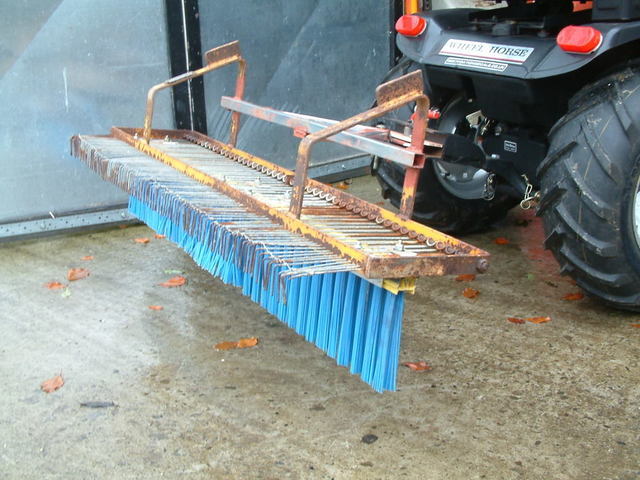 rake - brush 001.JPG