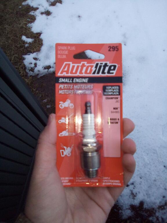 363932959_sparkplug.jpg.c569e631586a71aba78b868173b9b1c8.jpg